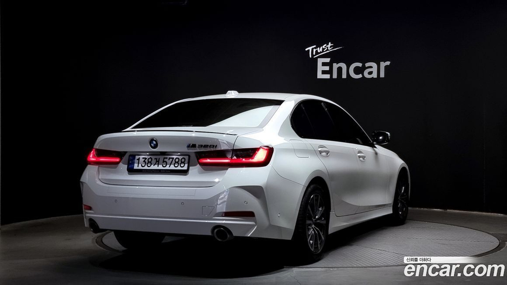 BMW 3 Series (G20) 320i (01.2023)