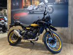 Royal Enfield Himalayan 450 Hanle Black (Premium / бескамерные шины)
