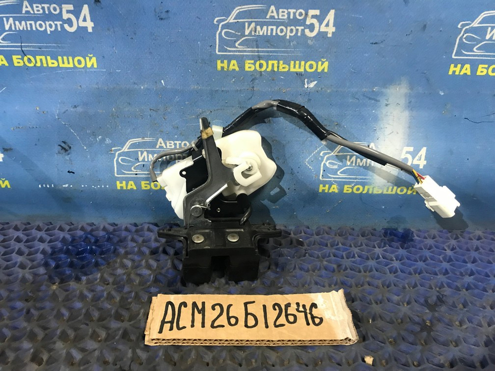 Замок багажника TOYOTA IPSUM 2003-2009