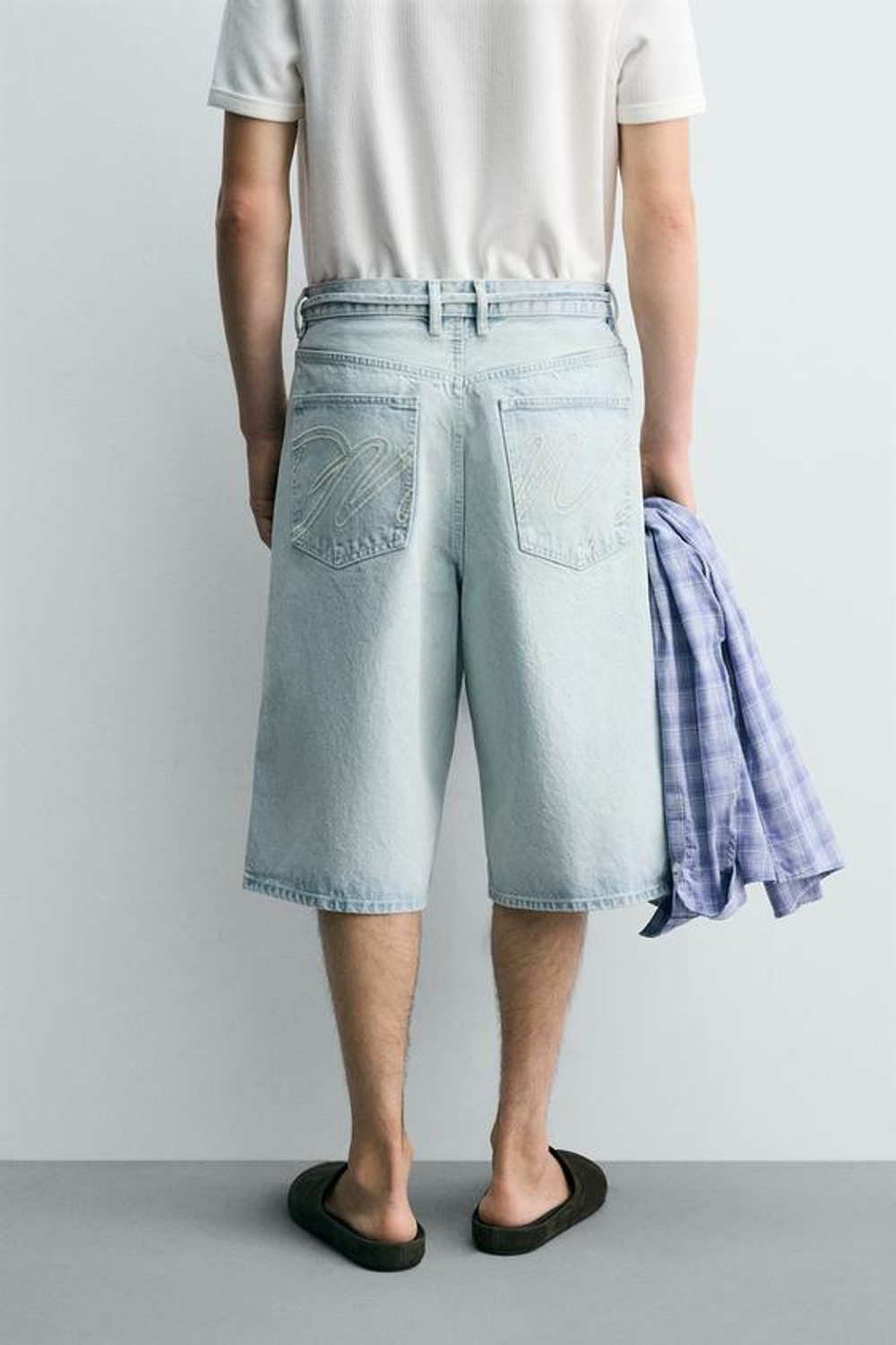 ZARA ДЖИНСОВЫЕ ШОРТЫ BAGGY С ВЫШИВКОЙ, ГОЛУБОЙ