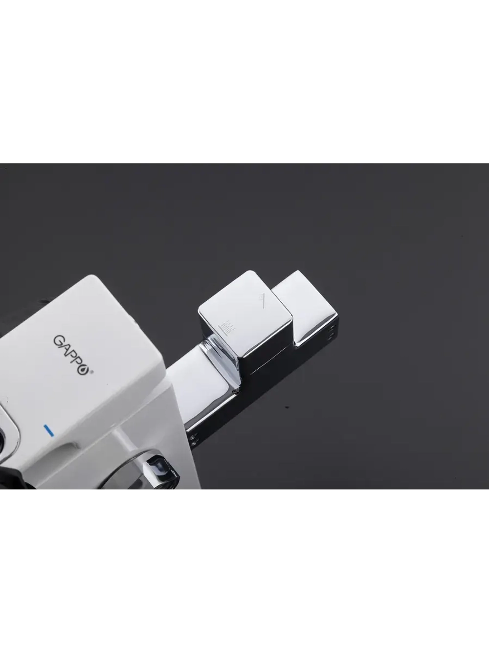 Душевая система с тропическим душем Gappo G2417-8
