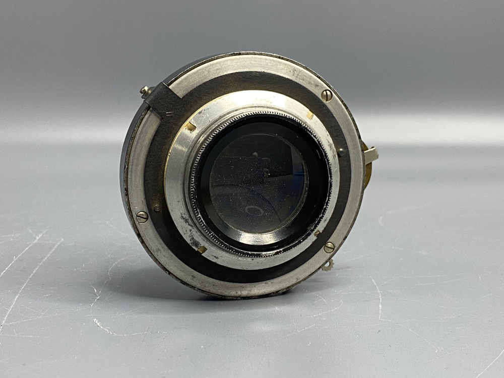 Индустар 7 3,5/10,5см Присутствует пыль внутри