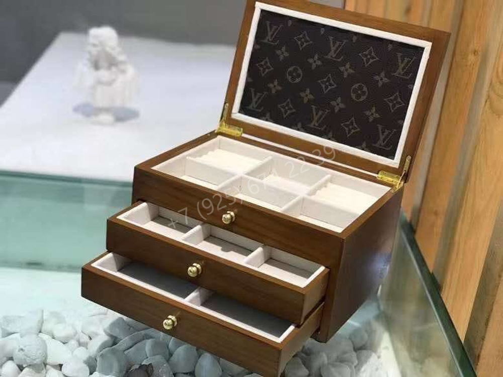 Шкатулка Louis Vuitton