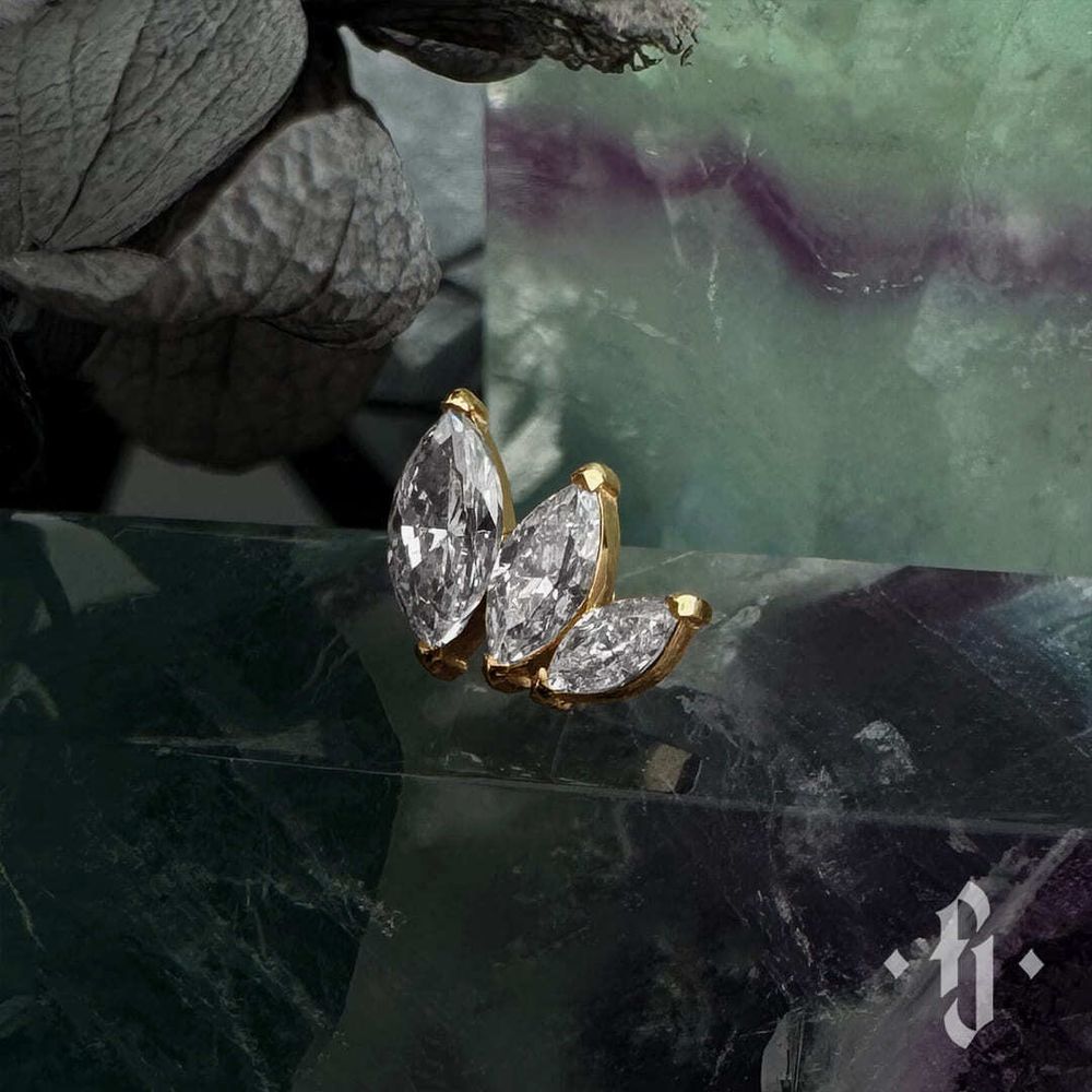 Кластер &quot;Various Marquise&quot; - Желтое золото - White CZ