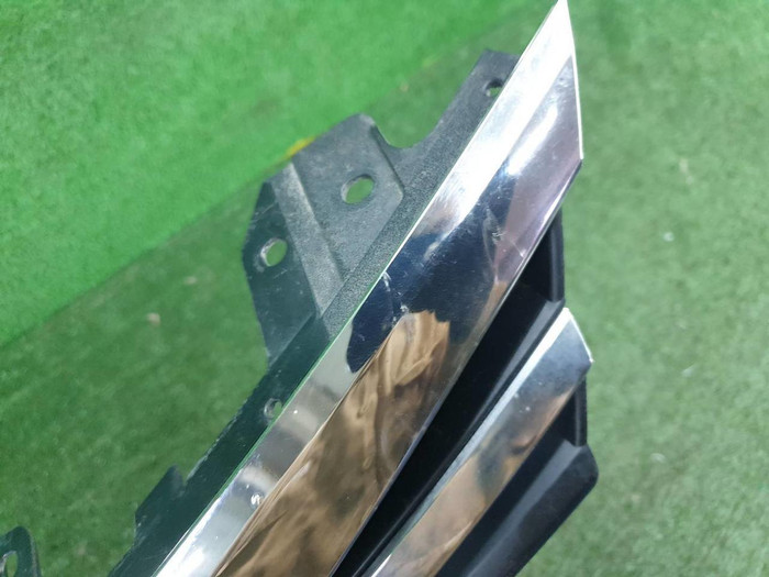 Решетка радиатора Toyota Corolla E160 (2015-2019)