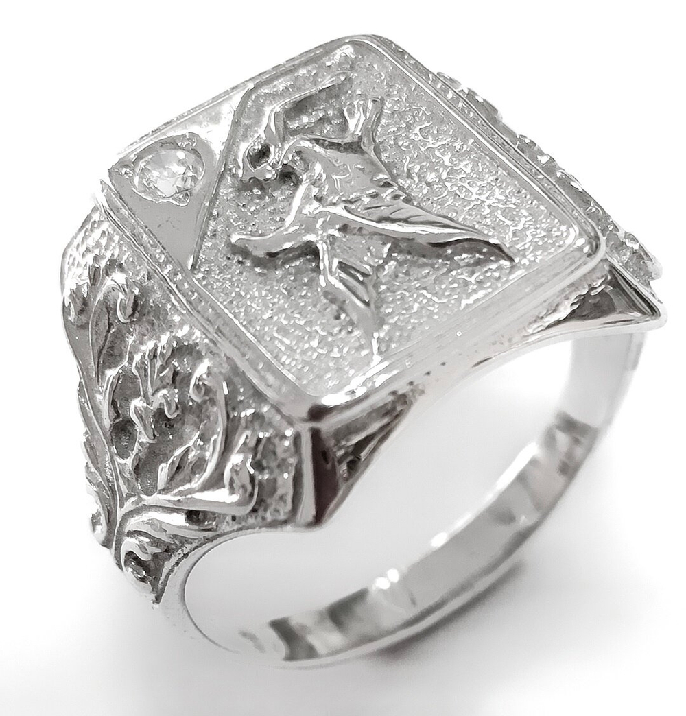 Ювелирное мужское кольцо из серебра 925 пробы,вставка фианит,размер 21.5