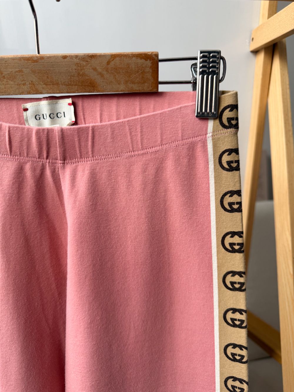 Легинсы Gucci, 140