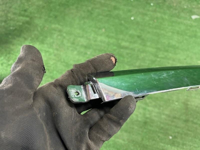 Молдинг заднего бампера Bentley Bentayga (2015-2020)