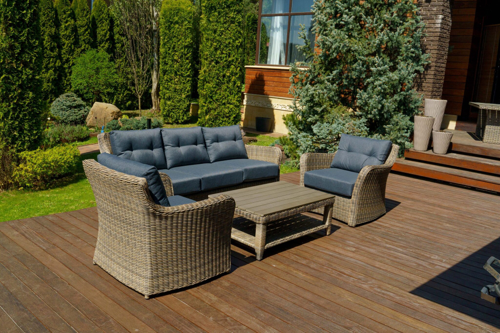 Набор из искусственного ротанга ВЕНЕЦИЯ: 3-х местный диван + 2 кресла + кофейный столик (цвет: коричневый)