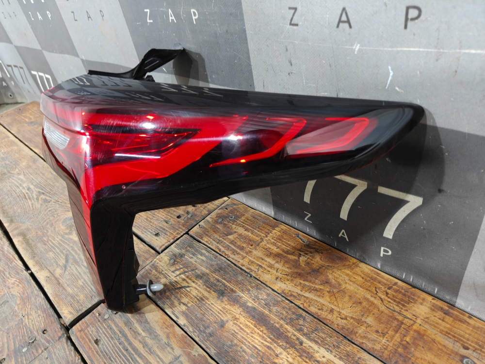 Фонарь задний правый Москвич 3 22-нв Б/У Оригинал 4133200U3480