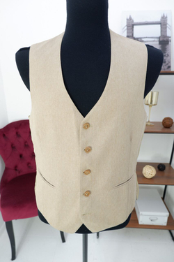 Жилет с шерстью стильный 46 размер