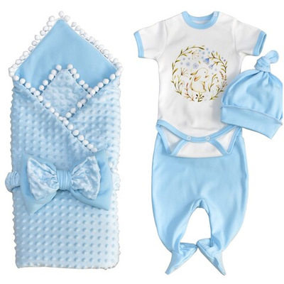 Комплект на выписку "Любитель природы" из 5 предметов (плед, пояс -бант,ползунки на широкой резинке,шапочка с узелком), цвет голубой на рост 56-62 см