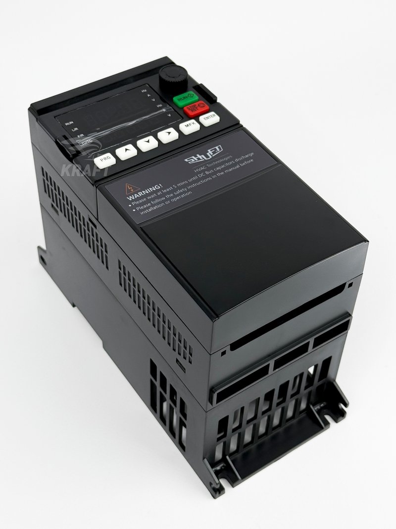 Преобразователь частоты SKI70-1D5G-1 1.5 кВт, 220В