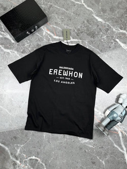 Футболка Balenciaga