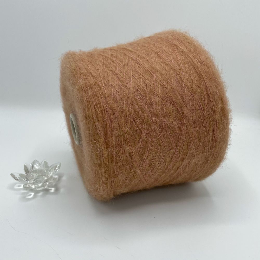 Manifattura LANE PUCCI 30% вспушеная альпака 30% полиамид 40% полиакрил