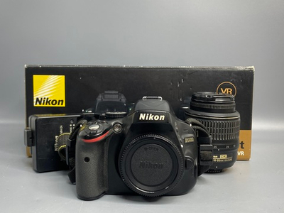 Nikon D5100 Kit 18-55mm 30.000 кадров