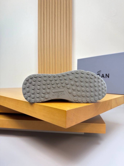 Кроссовки Hogan