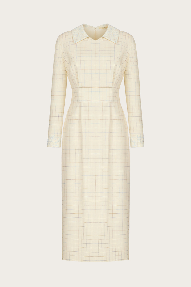 ПЛАТЬЕ ИЗ БЕЖЕВОЙ ШЕРСТИ С КРУЖЕВНЫМИ ВОРОТНИКОМ И МАНЖЕТАМИ