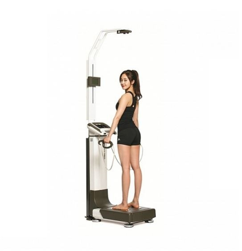 Анализатор состава тела Accuniq BC 720