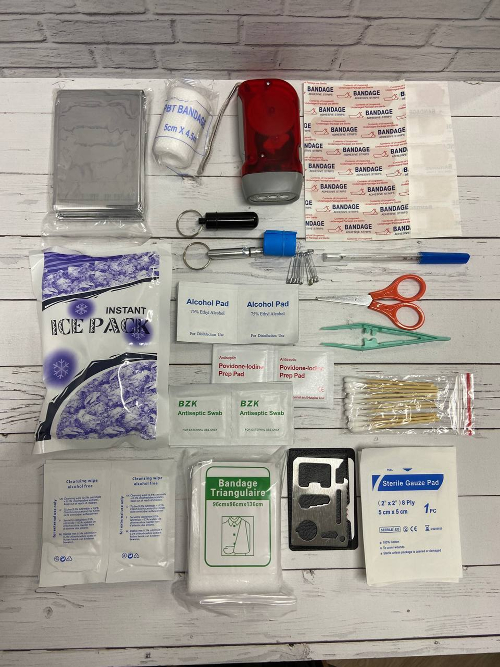 Аптечка универсальная