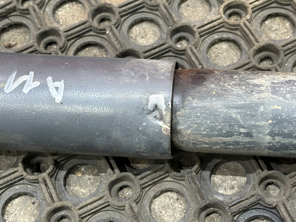 Амортизатор передний