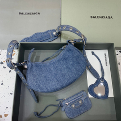 Balenciaga Le Cagole 26 cm