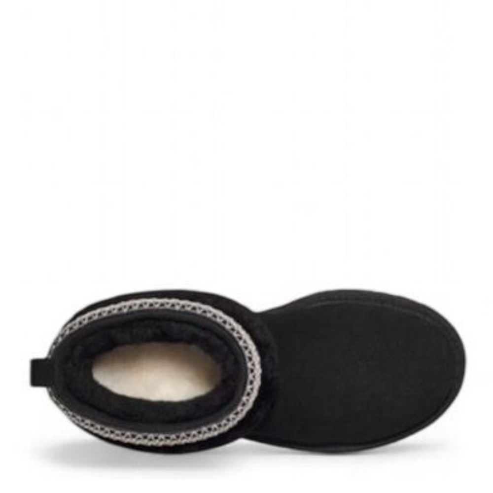 UGG Classic Ultra Mini Maxi Curly Boot Black