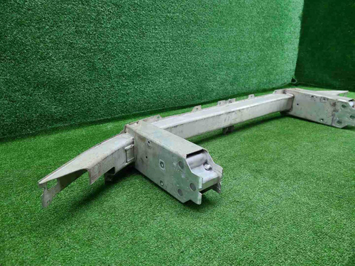 Усилитель передний BMW 6er G32 (2017-2023)