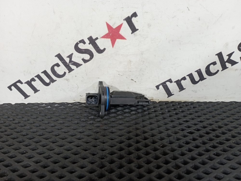 Датчик массового расхода воздуха 2021 г.