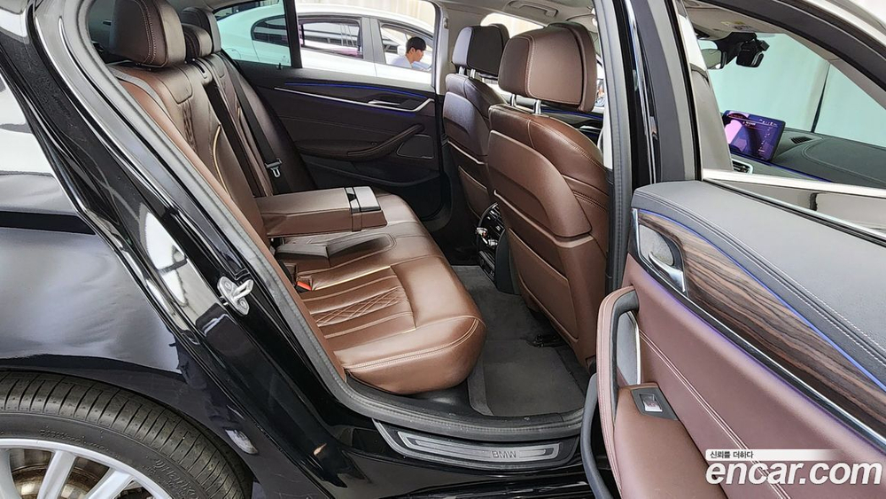 BMW 5 Series (G30) 530i Luxury (11.2020)