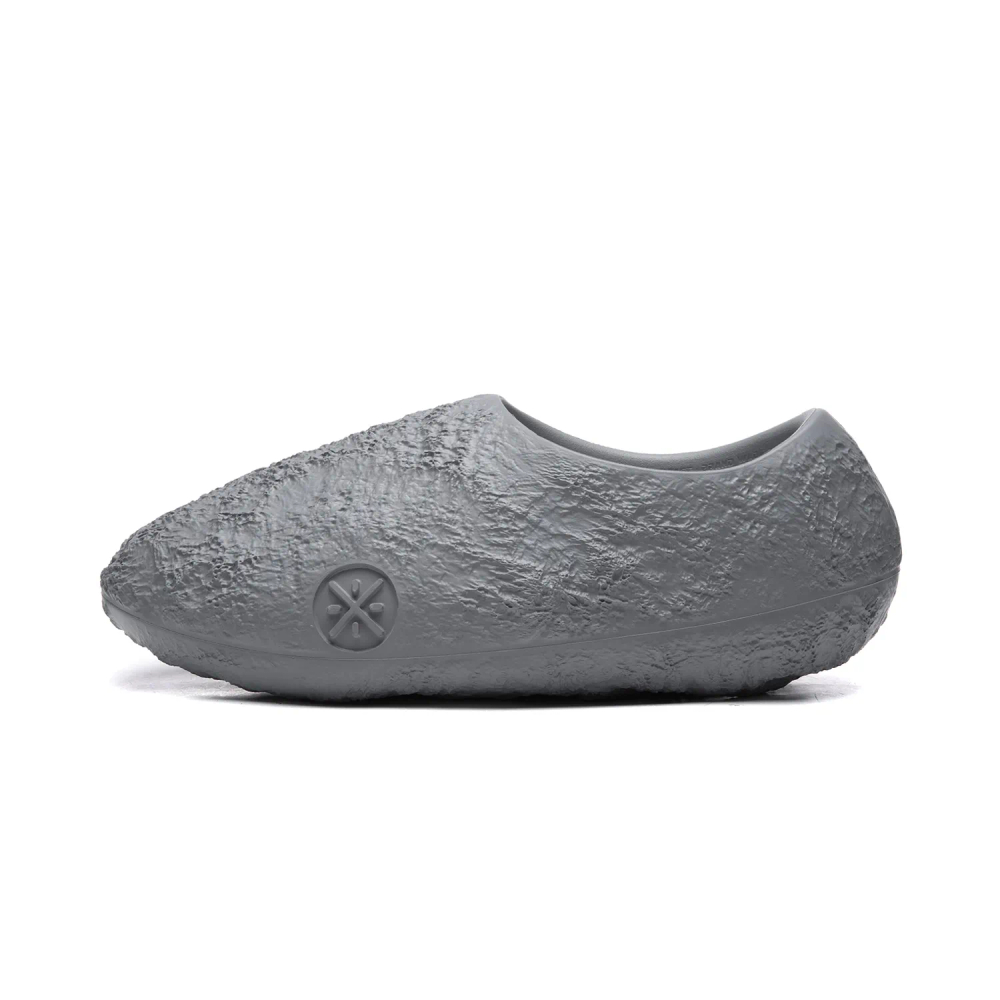 Li-Ning Wade Lunar Rock