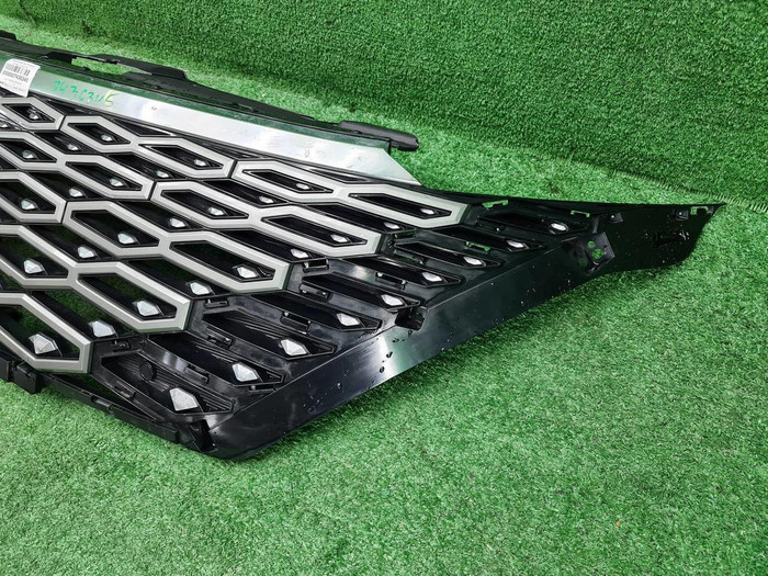 Решетка радиатора Omoda C5 (2022-н.в.)