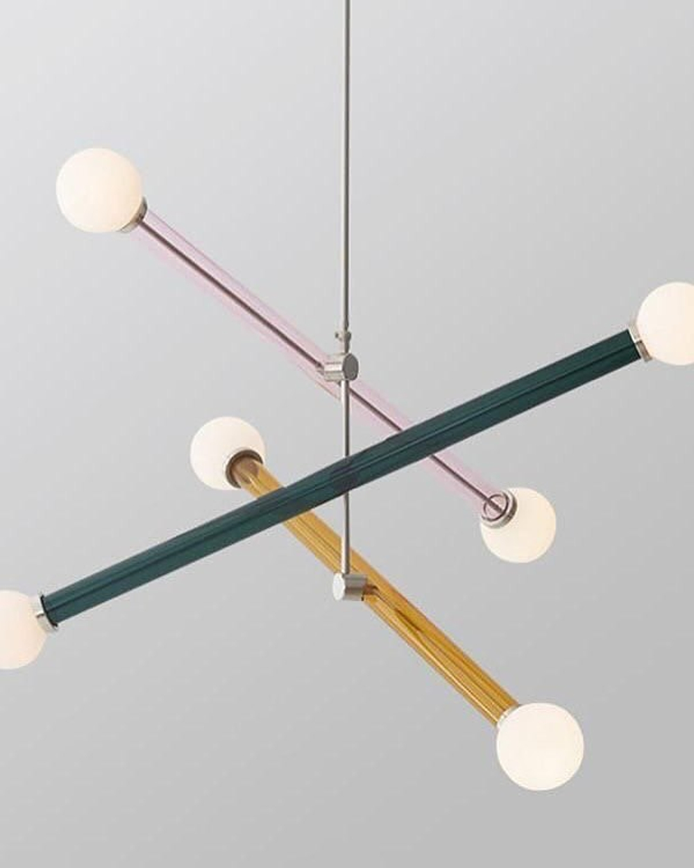 Яркие акцентные новинки 😍