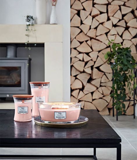 Цветы пачули, ароматическая свеча, WoodWick