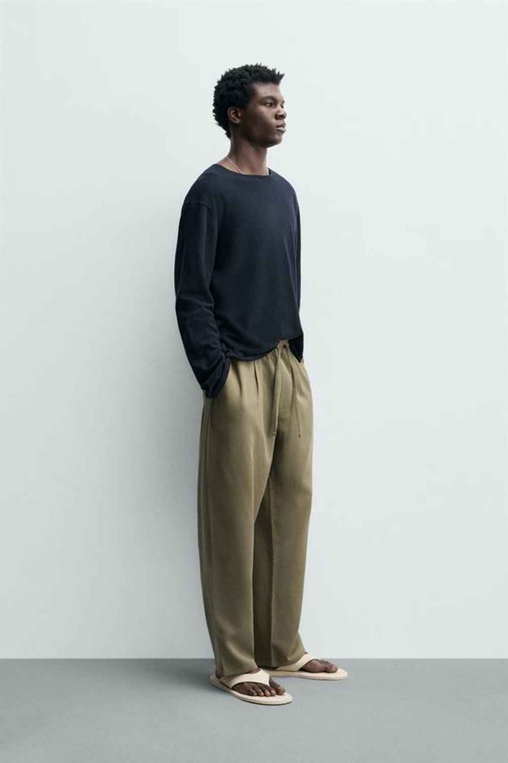 ZARA СТРУЯЩИЕСЯ БРЮКИ RELAXED FIT, ОЛИВКОВЫЙ