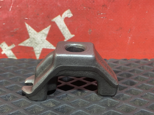 Кронштейн форсунки двигателя 2017г.