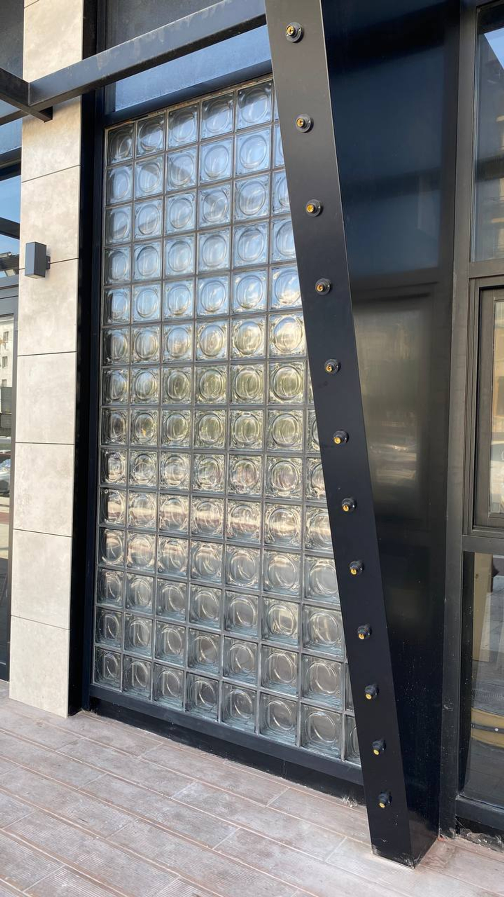 Стеклоблок бесцветный альфа  Vitrablok 19х19х8