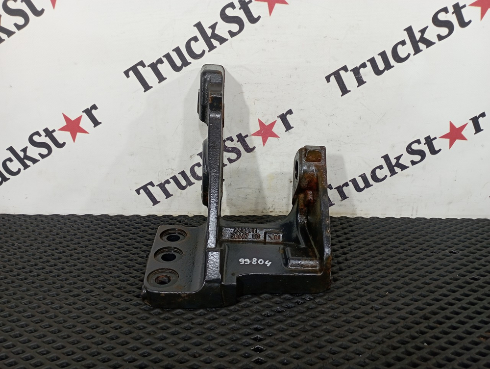 Кронштейн передней рессоры левый 2020г.