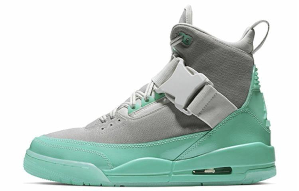 Кроссовки Jordan Air Jordan 3 Explorer (Женская размерная сетка)