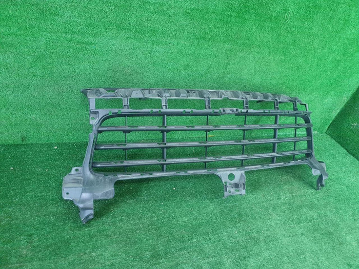 Решетка переднего бампера Porsche Cayenne 3 17-23