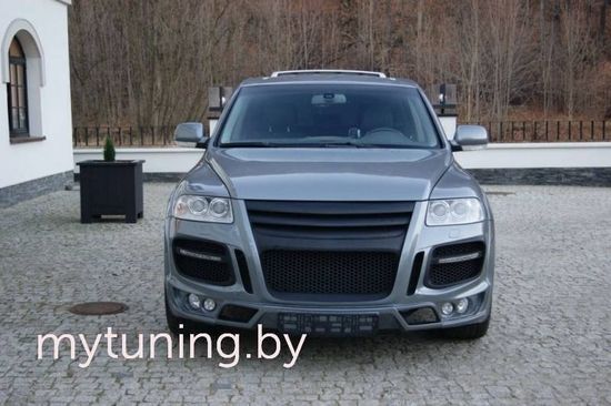 Комплект обвеса SR66 на VW Touareg