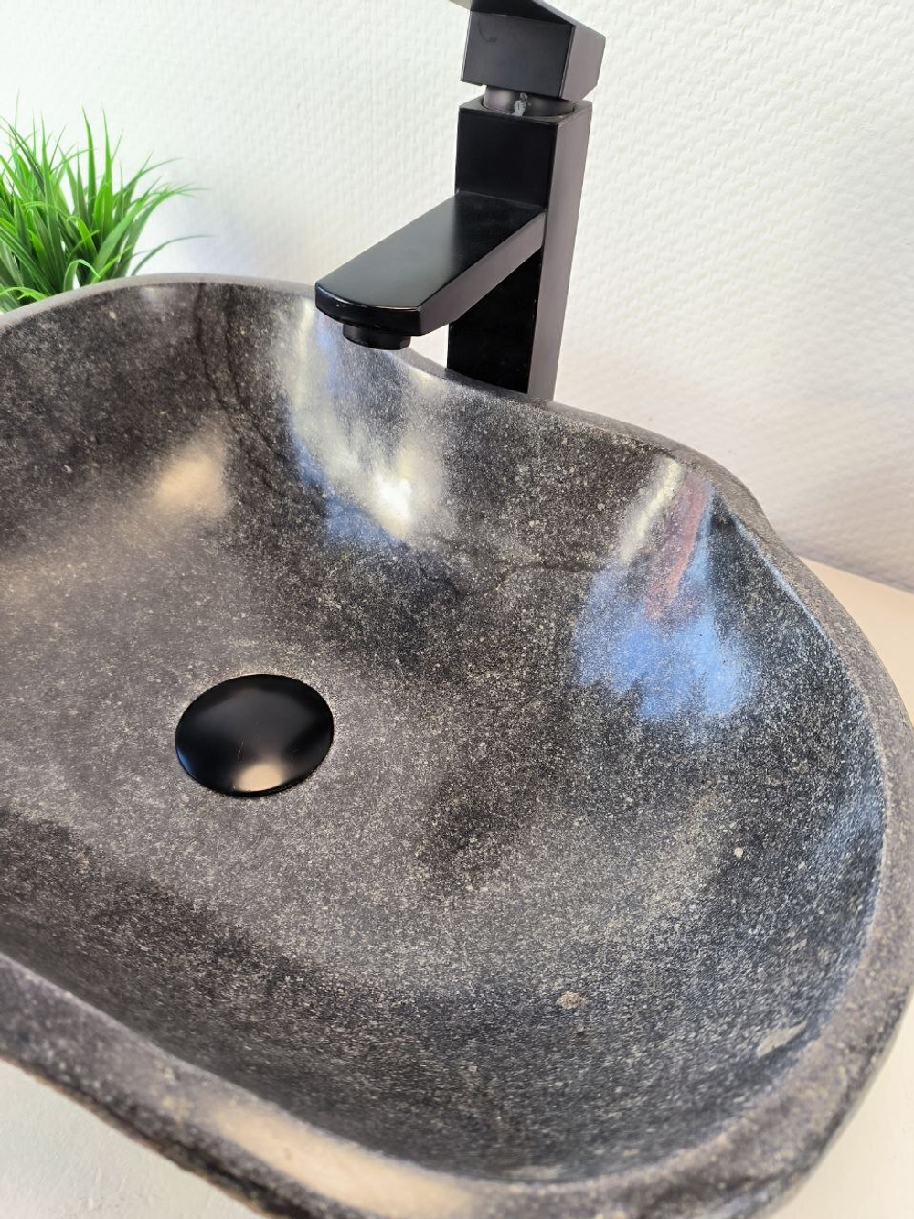 Раковина из речного камня RS-65961 45х37х16 из натурального камня