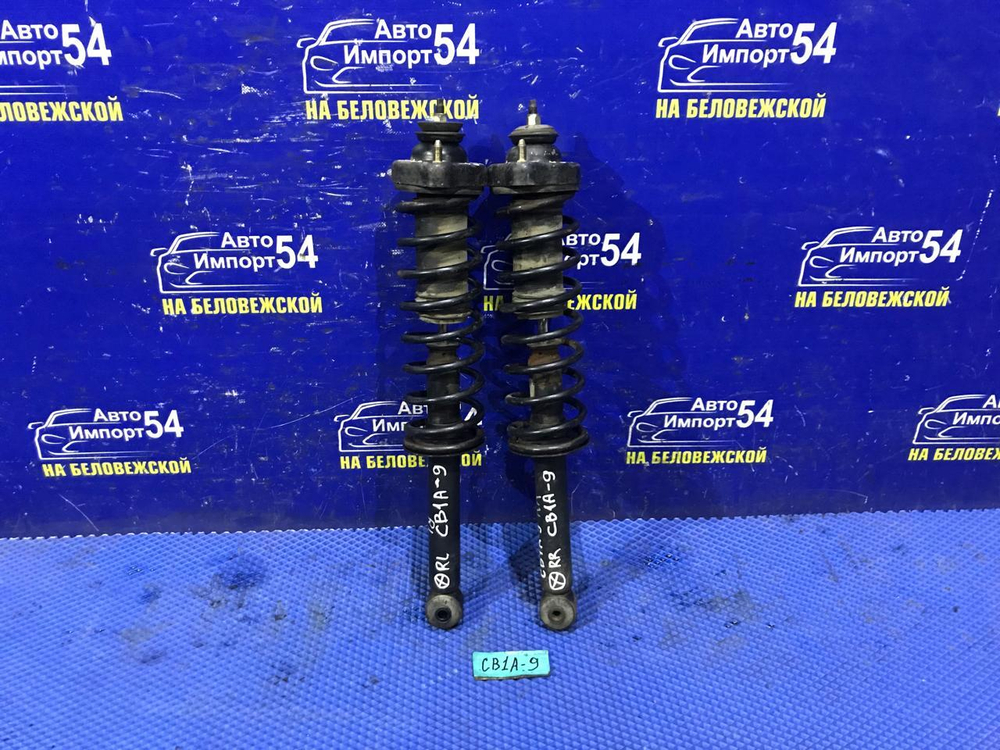 Стойка задняя левая MITSUBISHI LANCER 1994