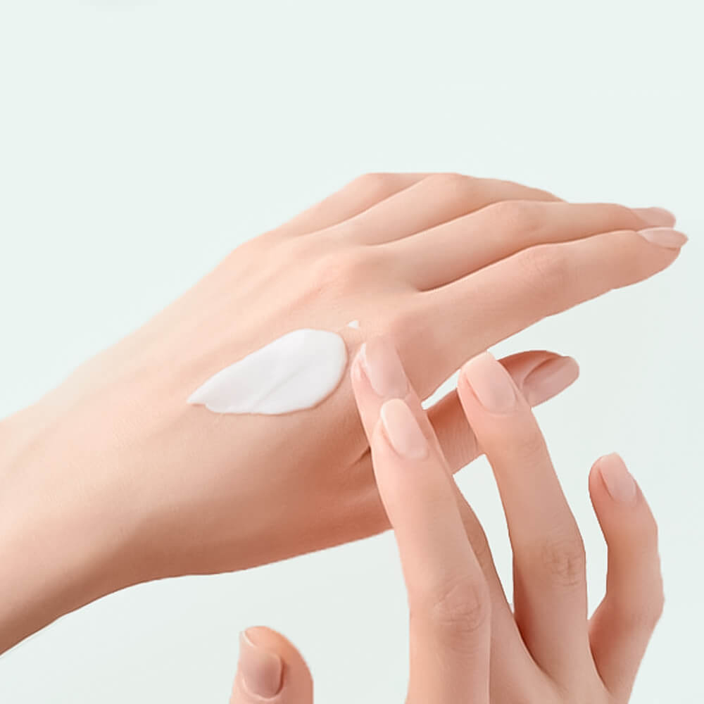 Anua heartleaf silky moisture sun cream spf 50+