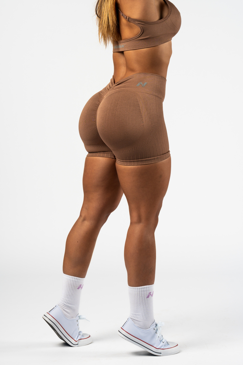Шорты High Waisted Push-Up Shorts TOTALLY SEAMLESS 304 Коричневые