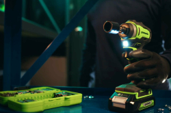 Набор бит и насадок Greenworks 2944407, хромованадиевая сталь S2, магнитный адаптер, 70 шт.