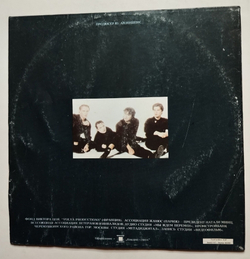 Винтажная виниловая пластинка LP Кино Черный Альбом (СССР 1991)