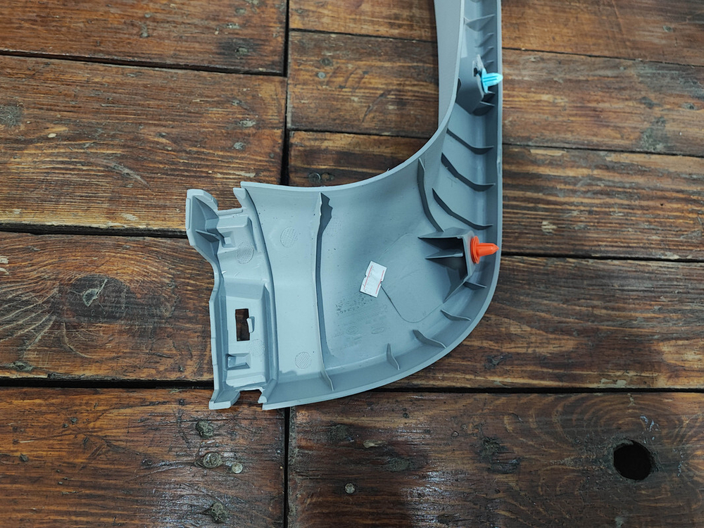 Обшивка крышки багажника левая Chery Tiggo 7 Pro 20-24 Б/У Оригинал 403000126AAAGY