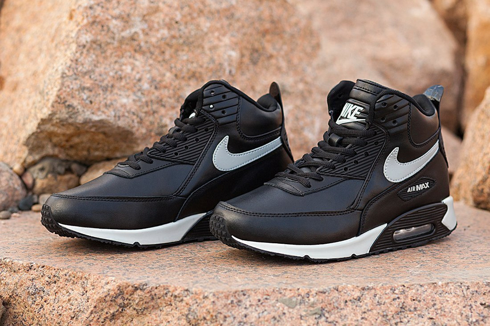 Зимние кроссовки Nike (1)