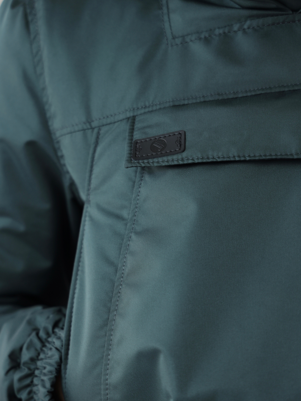 Анорак зимний мужской Город Горький серо-зеленый изумруд